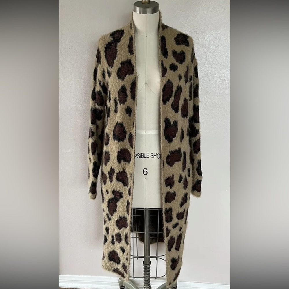 Longline leopard print sweater faux angora with pockets! S/M